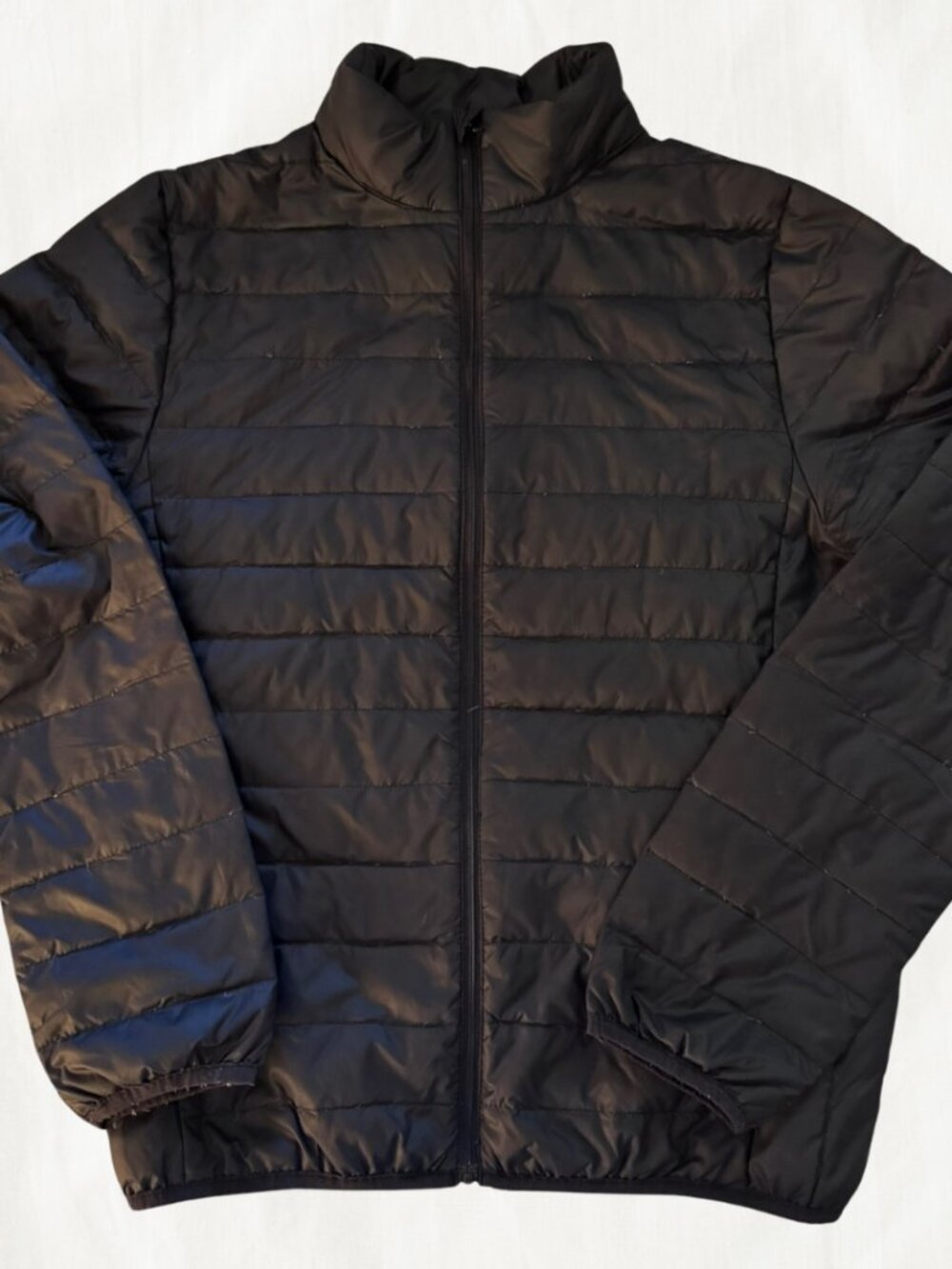 Men’s Puffer Jacket with Horizontal Quilting